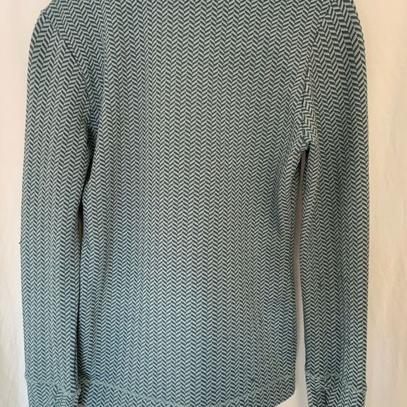 Chevron Patterned Lucy 1/4 Zip Pullover - Picture 5 of 9